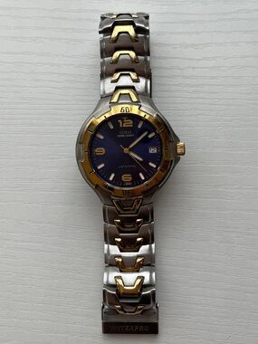 90s Vintage Guess Waterpro Sport Watch – Silver & Gold Two Tone, Working